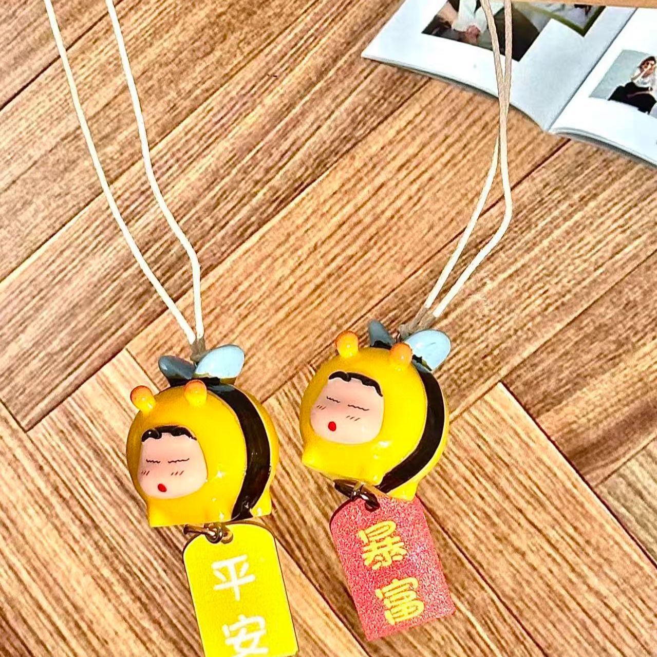 Crayon Shin-chan Bee Cosplay F - đánh giá và giá Interior Design Application